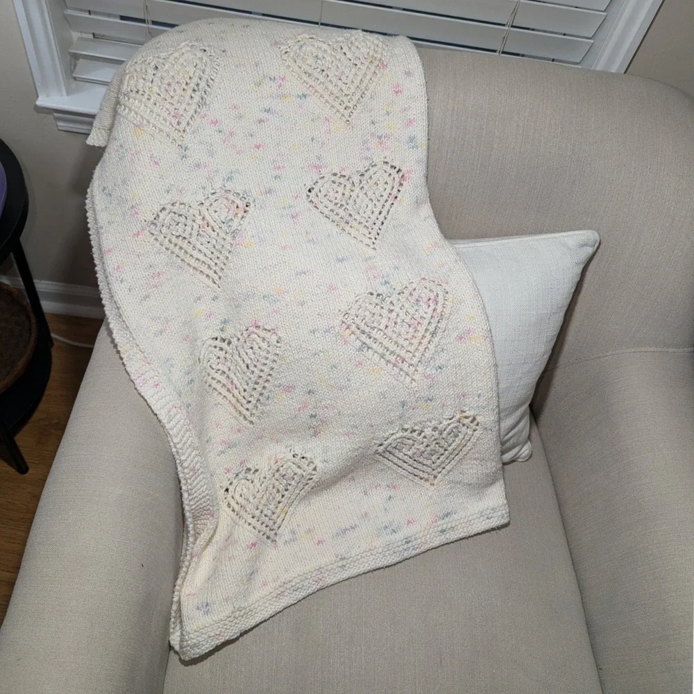Adorable Handmade Knit Baby Blanket Cream Pastel Confetti Heart Eyelet 36